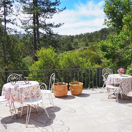 Apartamento Chambre Familiale Avec Terrasse Aux Portes Du Verdon Trigance Exterior foto